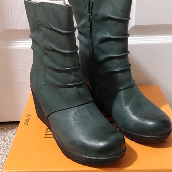 Miz Mooz Tora Boots - Picture 3 of 16
